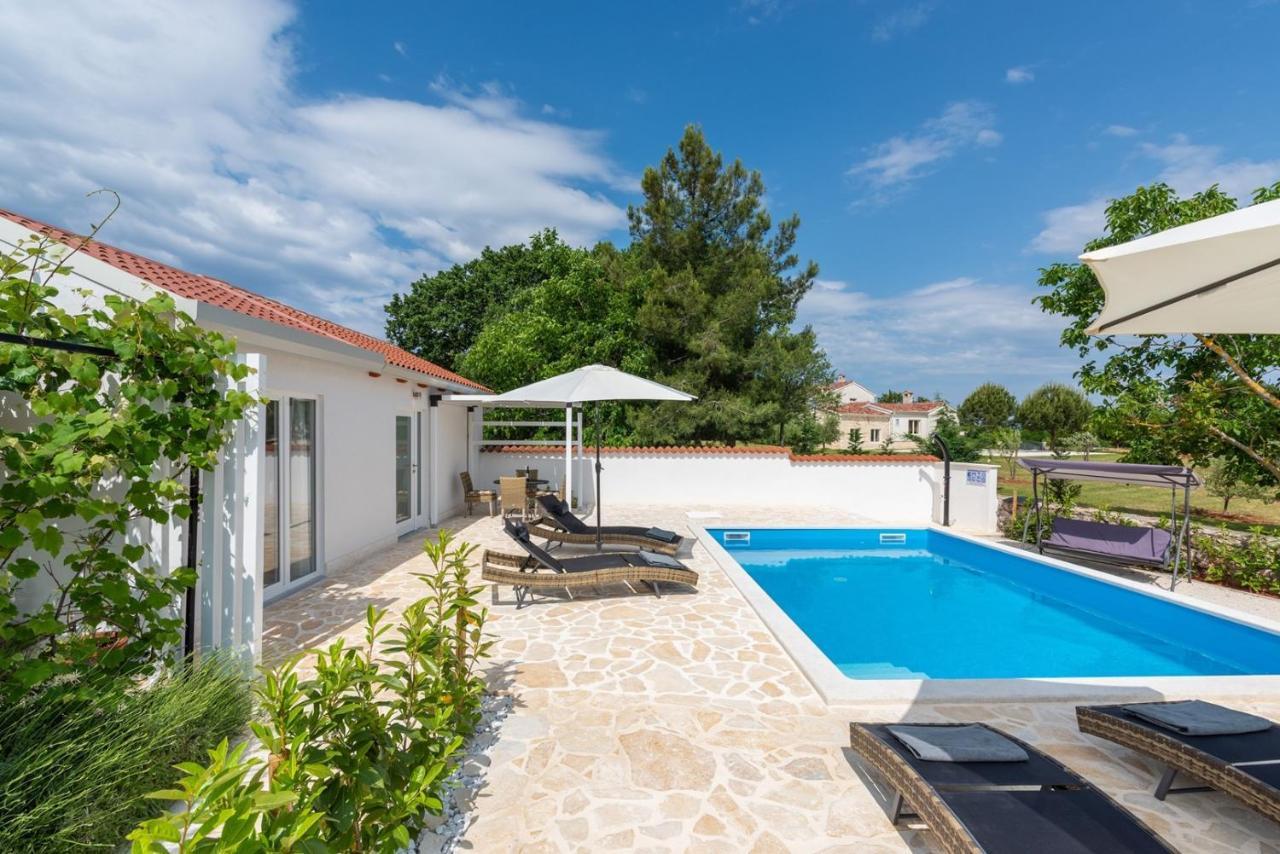 Willa Casa Cosini With Private Pool Poreč Zewnętrze zdjęcie